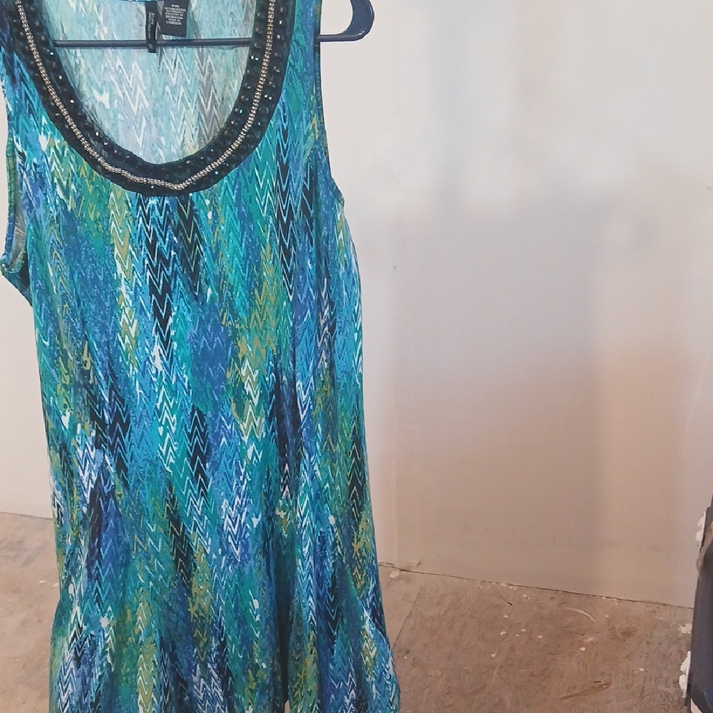 Vibrant Sleeveless Dress with Beaded Neckline